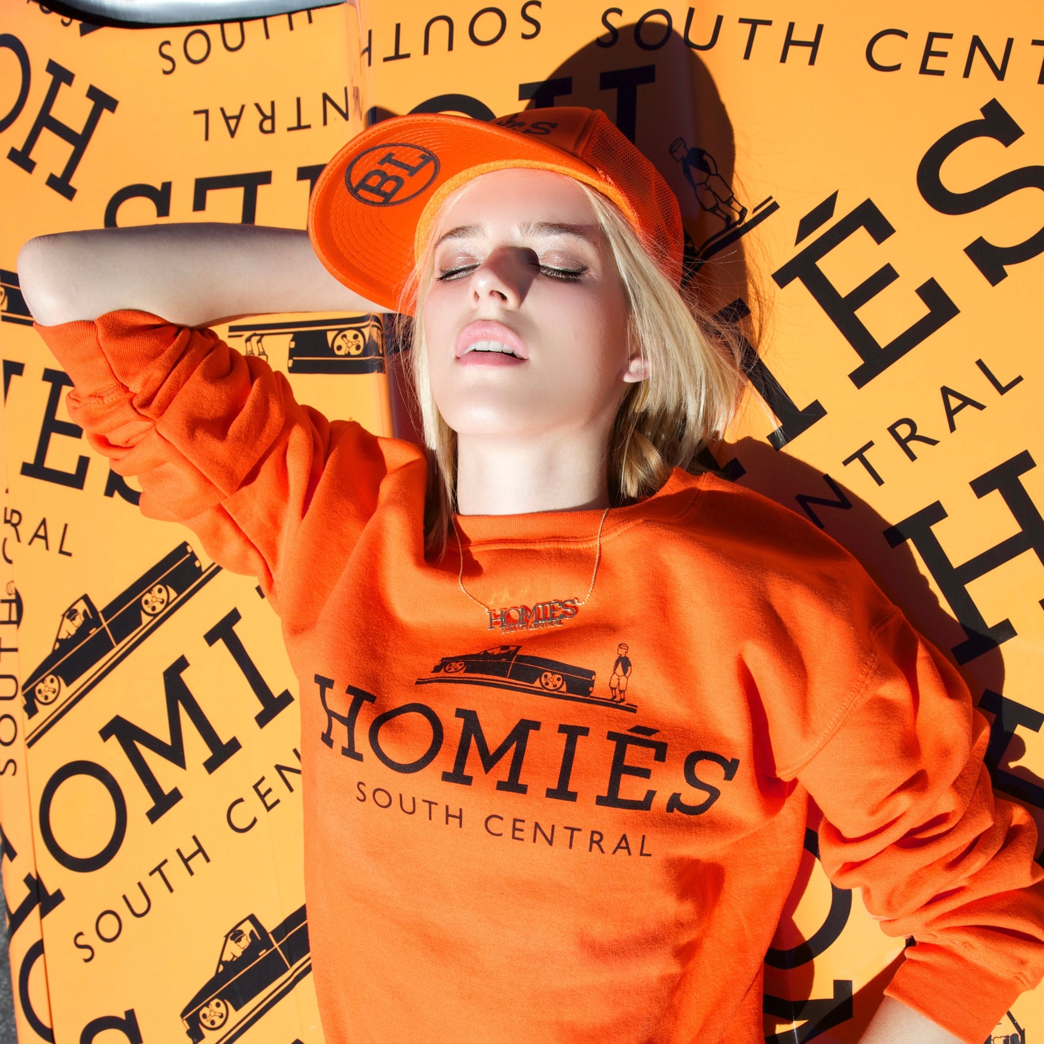 HOMIÉS ORANGE SWEATSHIRT